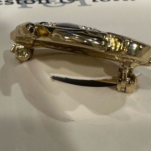 Preston & York Angel
Fish brooch pin Vintage new in box - Picture 6 of 11